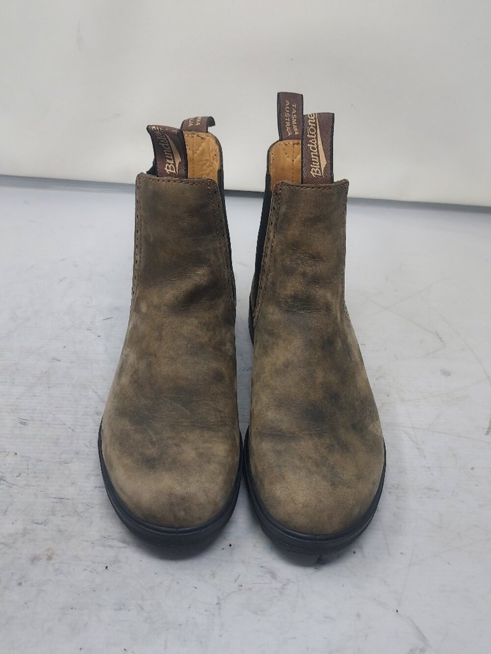 Blundstone WOMENS Chelsea Rustic Brown Tall Boot - Picture 5 of 10